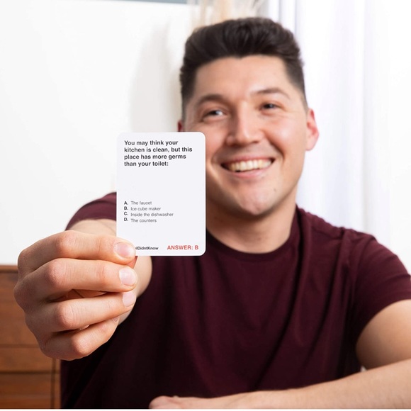 Trivia Card Game “I wish I didn’t know” - Picture 4 of 6